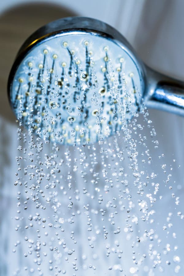 Moderne Hete Douche Met Stroom Van Water Dichte Omhooggaand Op Een