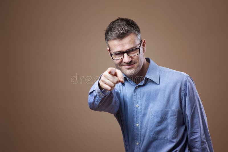 Het zekere zakenman richten stock foto Het zekere zakenman richten stock foto