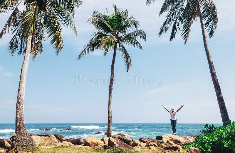 Het zuidelijke eiland van puntsri lanka - Dondra-kaap, vrouwentribunes op c royalty-vrije stock fotografie Het zuidelijke eiland van puntsri lanka - Dondra-kaap, vrouwentribunes op c royalty-vrije stock fotografie