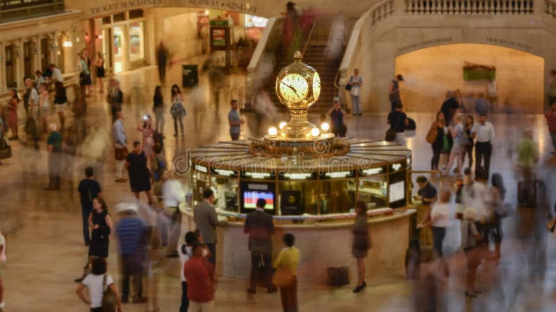 Heure de pointe à la gare centrale grande banque de vidéos