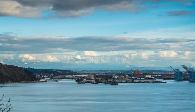 Hidden Mountain And Port 5 stock photography Hidden Mountain And Port 5 stock photography