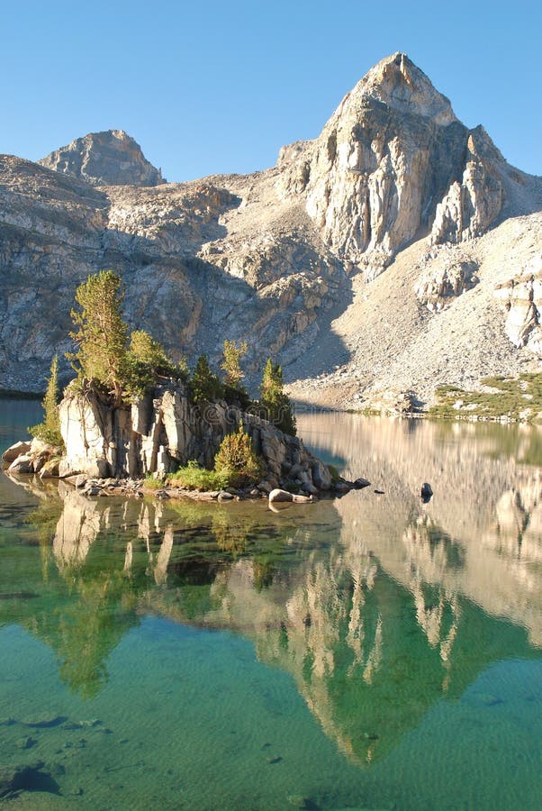 High country Rae Lake in early sunlight royalty free stock image High country Rae Lake in early sunlight royalty free stock image