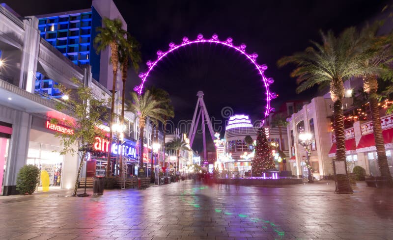 The High Roller Ferris Wheel at The Linq Hotel and Casino at night - Las Vegas, Nevada, USA royalty free stock image The High Roller Ferris Wheel at The Linq Hotel and Casino at night - Las Vegas, Nevada, USA royalty free stock image