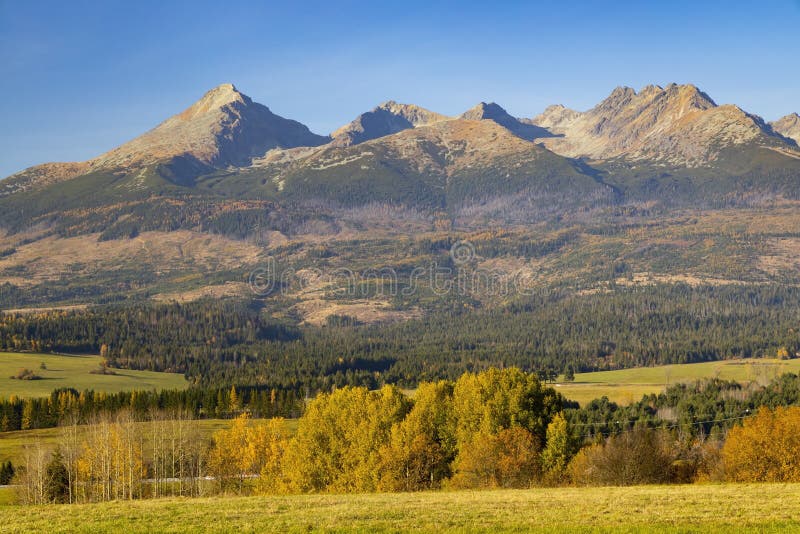 Vysoké Tatry v podzimním čase, Slovensko