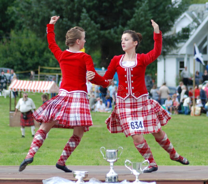 Highland Dancers editorial image. Image of dance, trophy 10944930