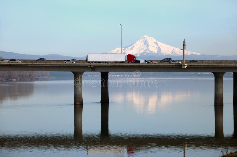 Highway I-205 bridge, Oregon.