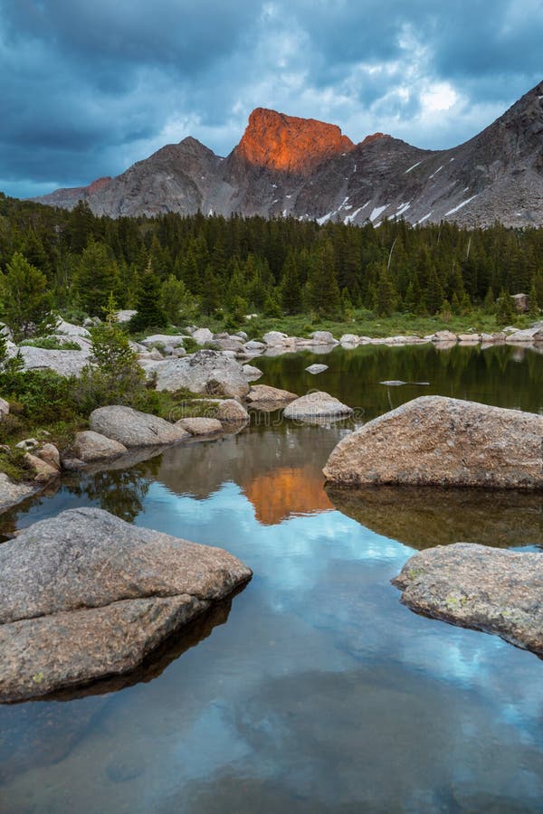 Wind river range stock image. Image of lake, motivation 268369403
