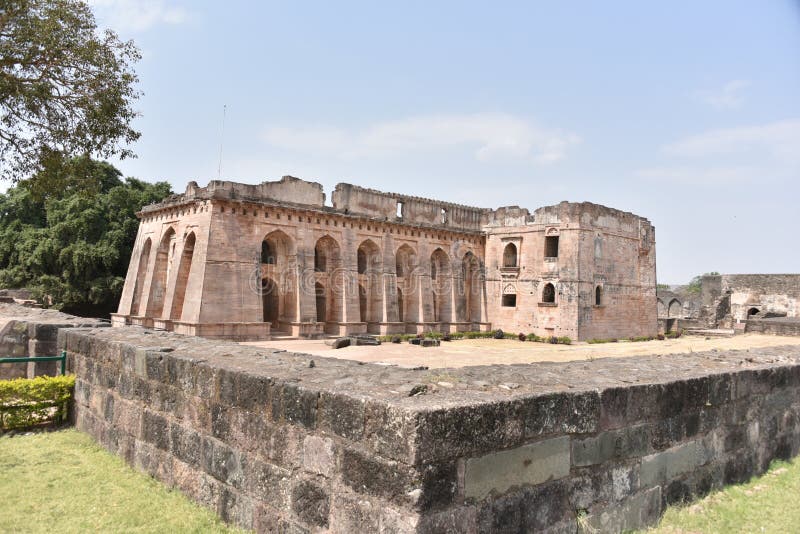 Hindola Mahal, Mandu, Madhya Pradesh