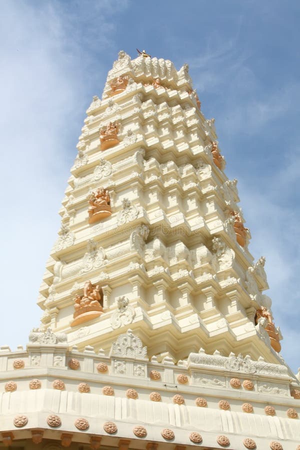 Hindu Temple Gleaming In The Sun Stock Image Image Of Cultural Asian 6381849