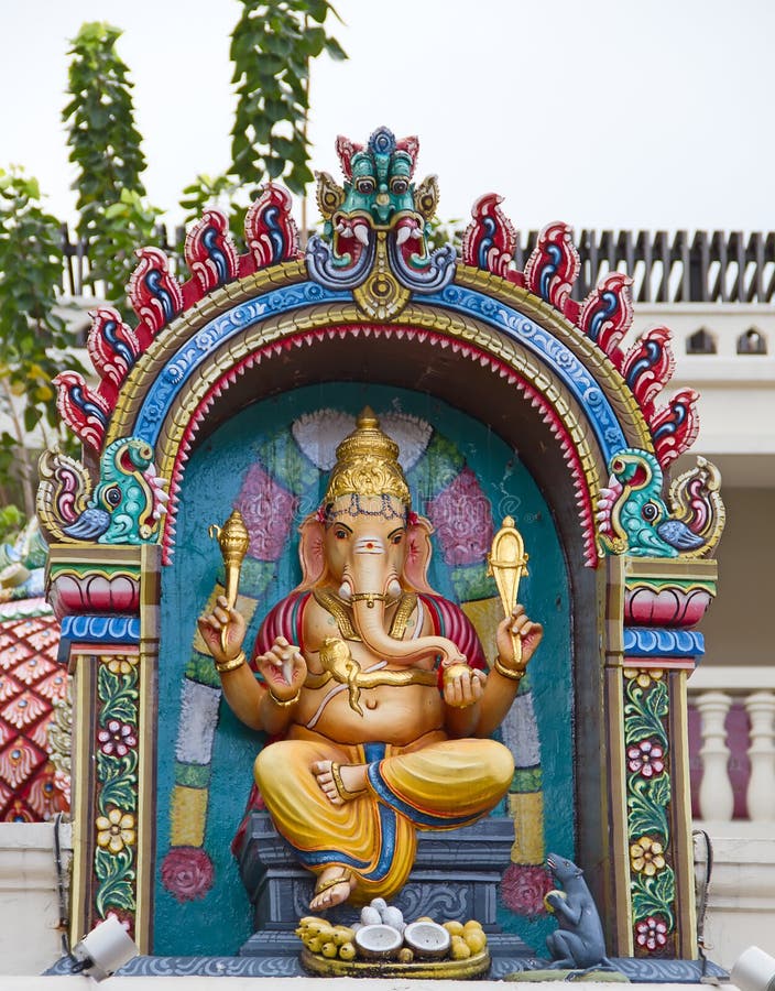 Hindu temple stock image. Image of animal, spirituality - 15703195