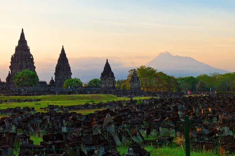 hinduska prambanan świątynia obraz royalty free hinduska prambanan świątynia obraz royalty free