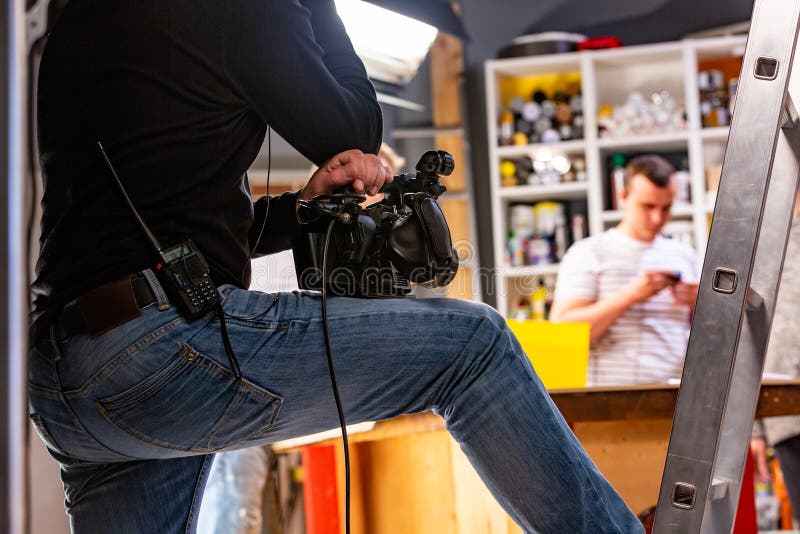 Hinter den Kulissen von der Videoproduktion oder vom Videodreh stockbilder Hinter den Kulissen von der Videoproduktion oder vom Videodreh stockbilder