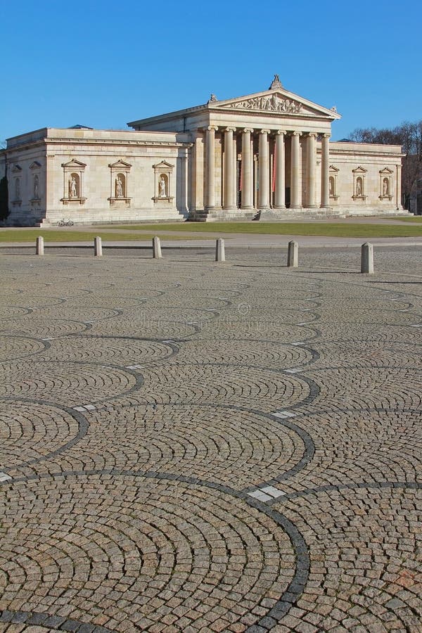 Historic glyptothek in munich, kÃ¶nigsplatz