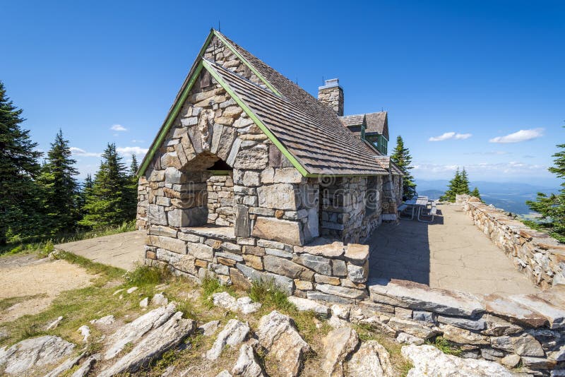 The historic stone built Vista House located at the summit of Mt Spokane State Park in Spokane, Washington, USA royalty free stock images The historic stone built Vista House located at the summit of Mt Spokane State Park in Spokane, Washington, USA royalty free stock images