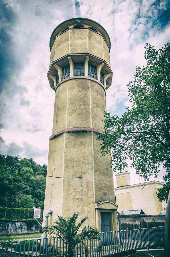 Historická vodárenská věž v lázních Piešťany, analogový filtr
