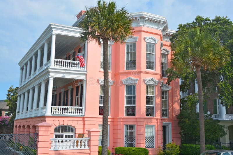 CHARLESTON SOUTH CAROLINA USA JUNE 27 2016: Historic houses along Battery st excellent example of 18th-century Georgian townhouse construction in Charleston, South Carolina. CHARLESTON SOUTH CAROLINA USA JUNE 27 2016: Historic houses along Battery st excellent example of 18th-century Georgian townhouse construction in Charleston, South Carolina