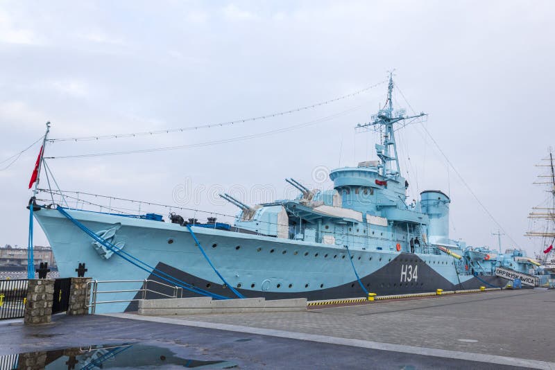 Polish destroyer Lightning on the waterfront in Gdynia. Polish destroyer Lightning on the waterfront in Gdynia.