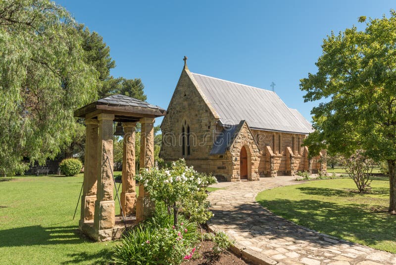 Download Historische St James Anglican Church In Ladybrand Redactionele Stock Foto - Afbeelding bestaande uit monument, blauw: 114225538