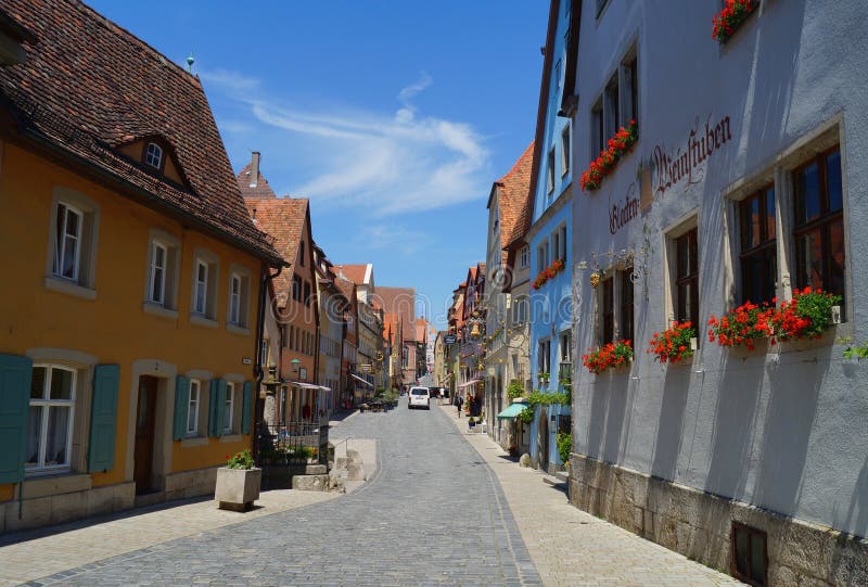 Historische Stadteinkaufsstraße in Rothenburg-ob der Tauber