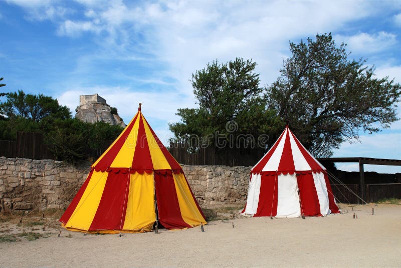 Historisk medeltida tent två för läger