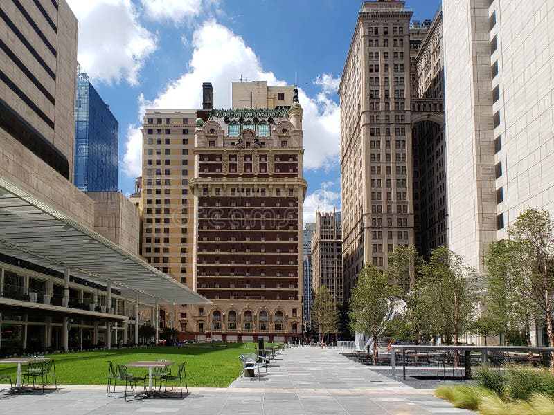 Historiska byggnader i centrala staden Dallas tx usa royaltyfria bilder