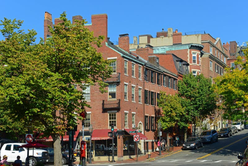 Historiska byggnader på Beacon Hill, Boston, USA royaltyfria foton