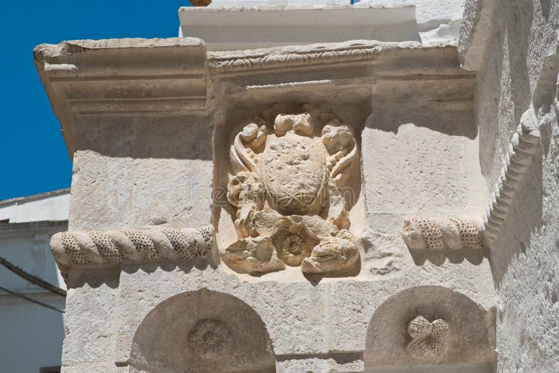 historyczne pałacu Cisternino Puglia Włochy zdjęcia royalty free historyczne pałacu Cisternino Puglia Włochy zdjęcia royalty free