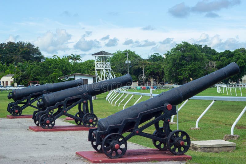 Historyczny Canon przy Garnizonową sawanną w Barbados