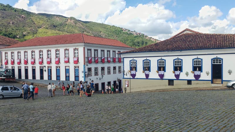 Historyczny miasto Ouro Preto, minas gerais, Brazylia, Marzec 25, 2016, Katolicki wakacje Wielkanocny Piątek fotografia royalty free Historyczny miasto Ouro Preto, minas gerais, Brazylia, Marzec 25, 2016, Katolicki wakacje Wielkanocny Piątek fotografia royalty free