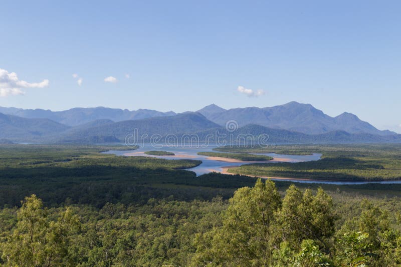 Hitchinbrookeiland van Bruce Highway Lookout royalty-vrije stock foto Hitchinbrookeiland van Bruce Highway Lookout royalty-vrije stock foto