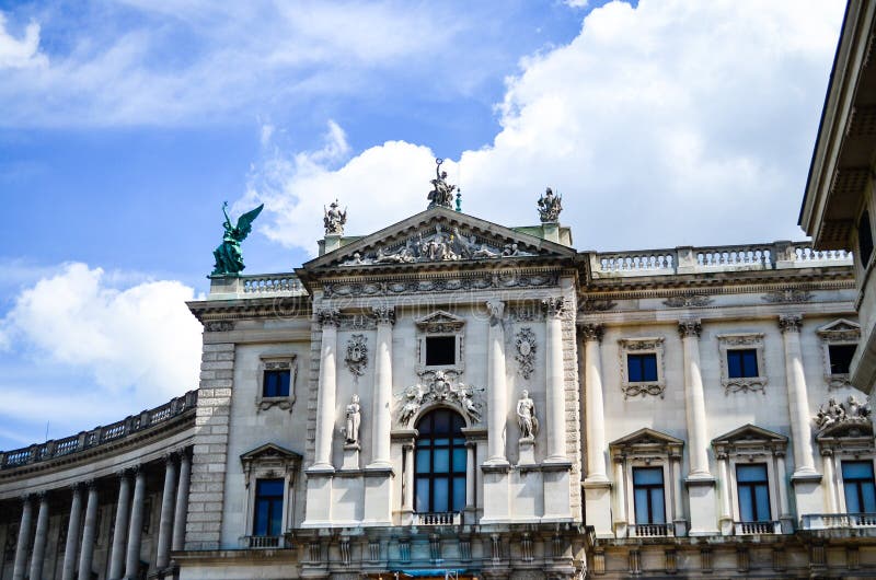 Hjältar kvadrerar - Budapest, Ungern royaltyfri fotografi Hjältar kvadrerar - Budapest, Ungern royaltyfri fotografi