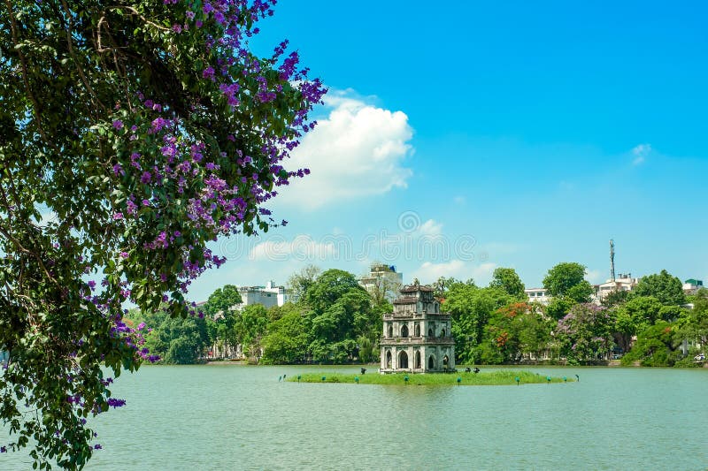 Hoan Kiem sjö i Hanoi