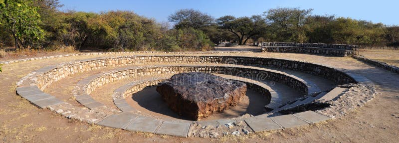 Hoba-Meteorit lizenzfreies stockbild Hoba-Meteorit lizenzfreies stockbild