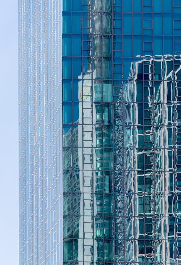Hochhausgebäudeglas und Metall Frankfurt am Main Deutschland stockbild Hochhausgebäudeglas und Metall Frankfurt am Main Deutschland stockbild