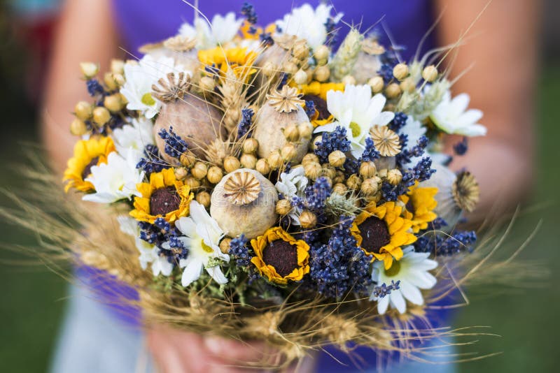 Hochzeitsblumenstrauß von trockenen Blumen stockfotos Hochzeitsblumenstrauß von trockenen Blumen stockfotos