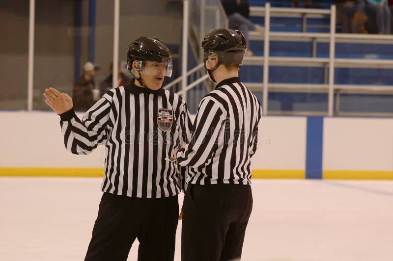 Hockey - Officials - 001