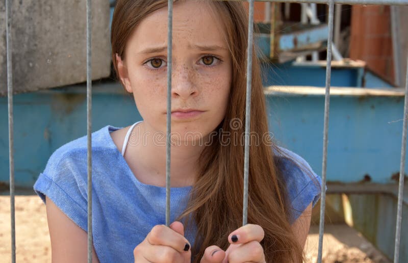 Hoffnungsloses Mädchen lizenzfreies stockfoto Hoffnungsloses Mädchen lizenzfreies stockfoto