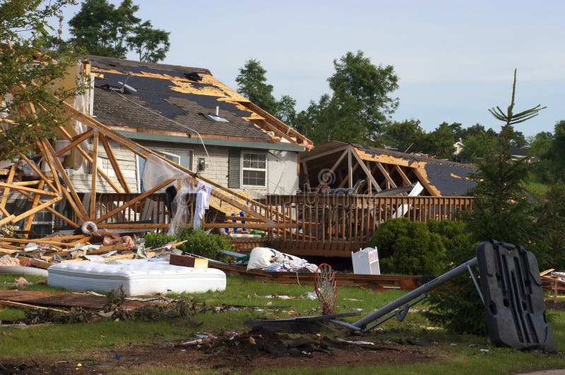 Hogar de la casa de Damge de la tormenta del tornado destruido por Wind