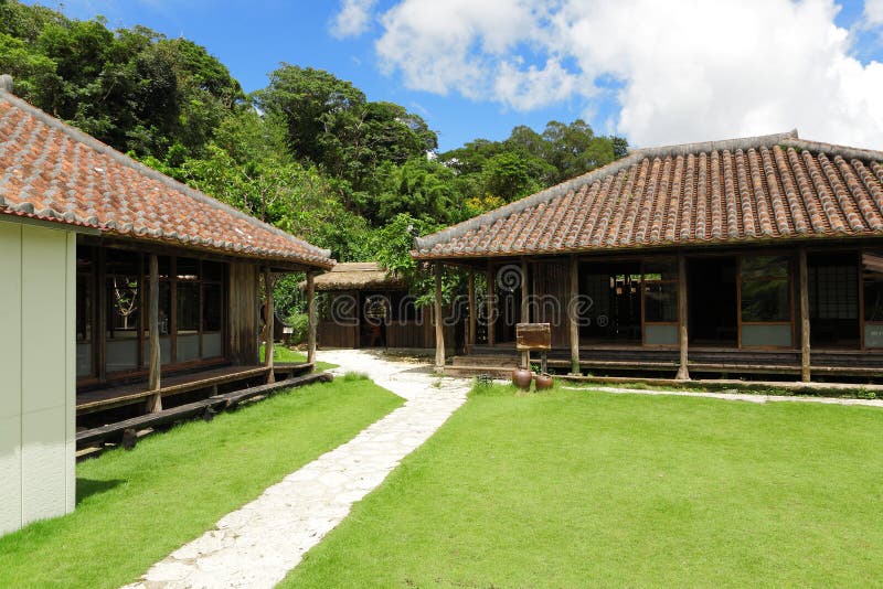 Vivienda japonesa antigua imagen de archivo. Imagen de configuración