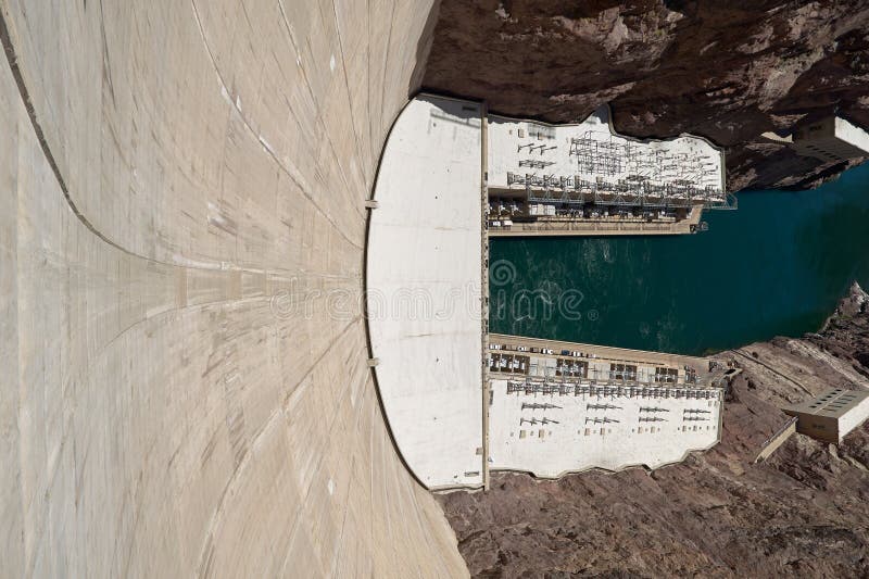 Hoge Hoekmening van Hoover-Dam op de Rivier van Colorado stock foto's Hoge Hoekmening van Hoover-Dam op de Rivier van Colorado stock foto's