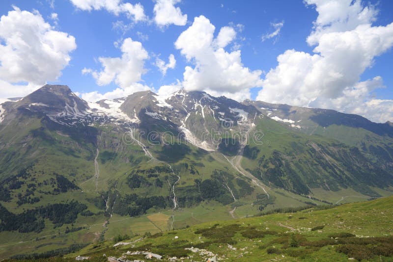 Mountains in Austria. Hohe Tauern National Park, Glocknergruppe range of mountains. Mountain peaks: Glockerin, Grosser Baerenkopf and Grosses Wiesbachhorn.