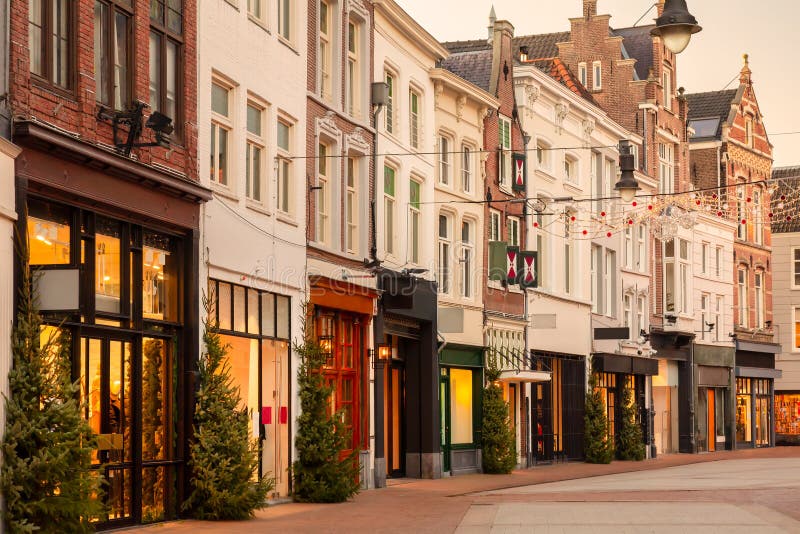 Den Bosch Nos Países Baixos 10122019 : Sinal Do Jumbo City Um Ramo Lateral  Do Grande Mercado De Mercearias Foto Editorial - Imagem de europeu,  colosso: 207845576