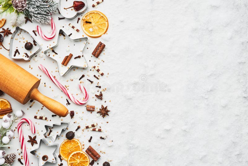 https://thumbs.dreamstime.com/b/holiday-baking-background-holiday-baking-background-baking-christmas-cookies-cutters-rolling-pin-candy-cane-spices-132000053.jpg
