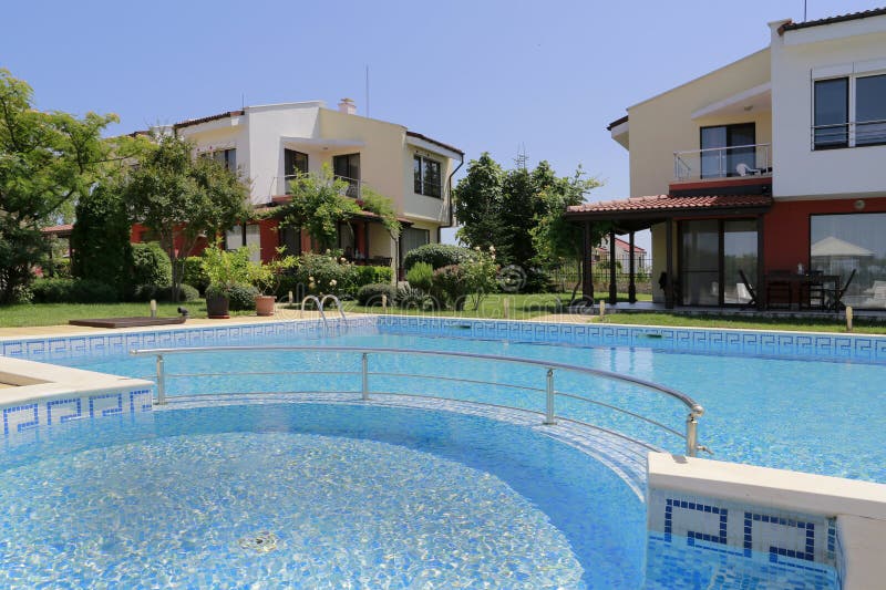 Holiday house stock image. Image of pool, holiday, grass 6444475