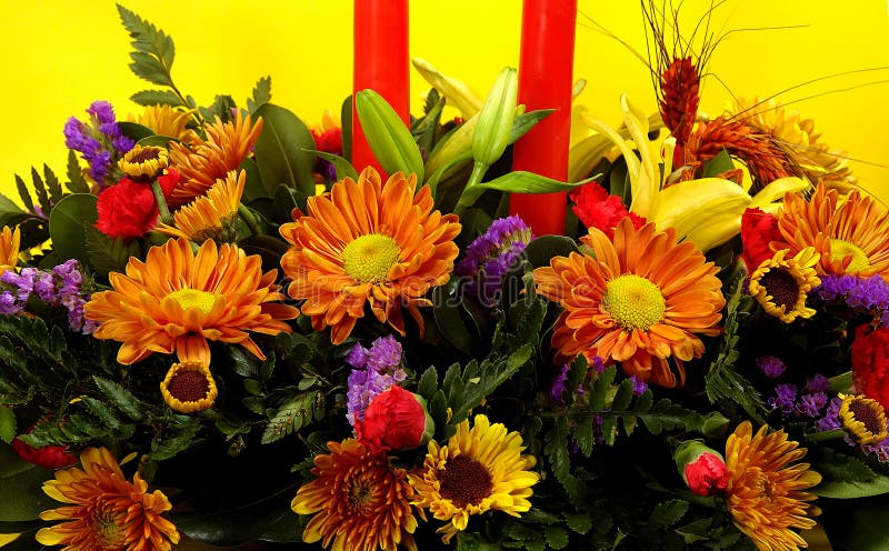 Holiday Table Flowers