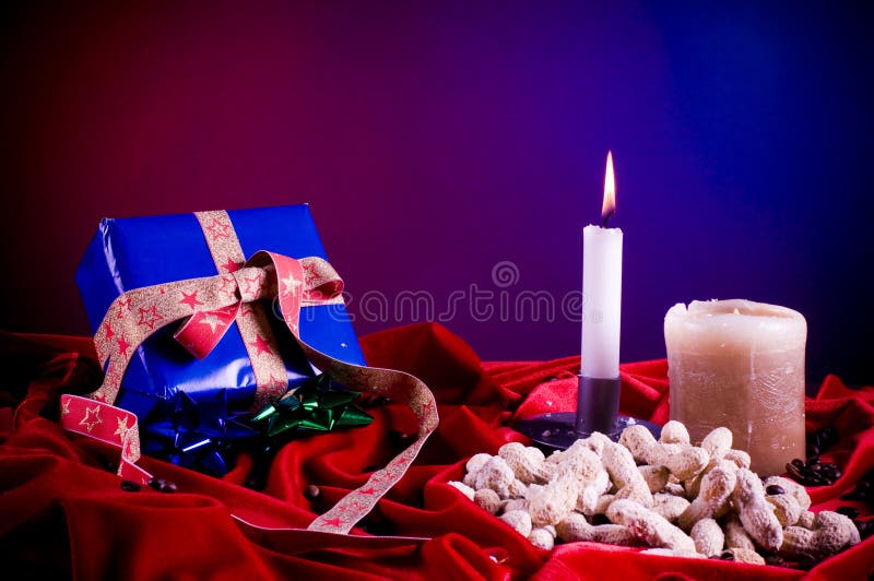 Holiday table setting