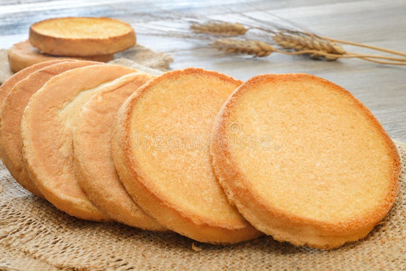 Holländska skorpor arkivfoto. Bild av aprikosar, skorpa 39801218