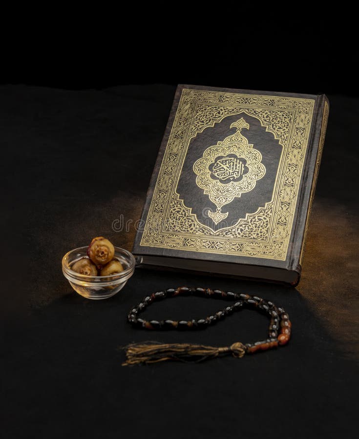 Kinh Quran thánh và ngàm trai khô : Với những vật phẩm linh thiêng và độc đáo như Kinh Quran thánh và ngàm trai khô, bạn sẽ có những trải nghiệm tuyệt vời nhất. Hãy cùng chúng tôi khám phá những bí mật của cả tôn giáo Hồi Giáo qua những sản phẩm độc đáo và thiêng liêng này.