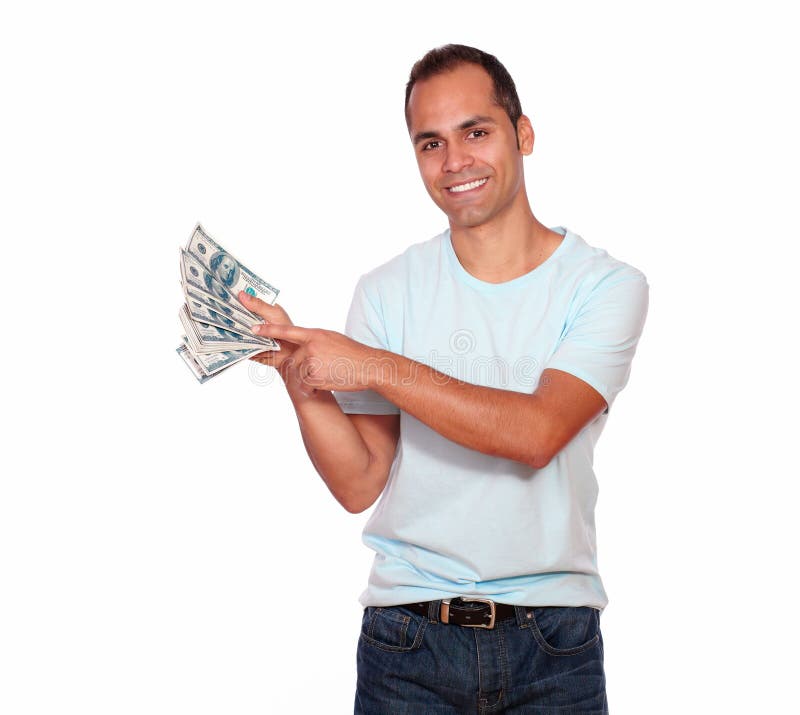 Hombre adulto encantador que le muestra el dinero del efectivo fotos de archivo libres de regalías Hombre adulto encantador que le muestra el dinero del efectivo fotos de archivo libres de regalías