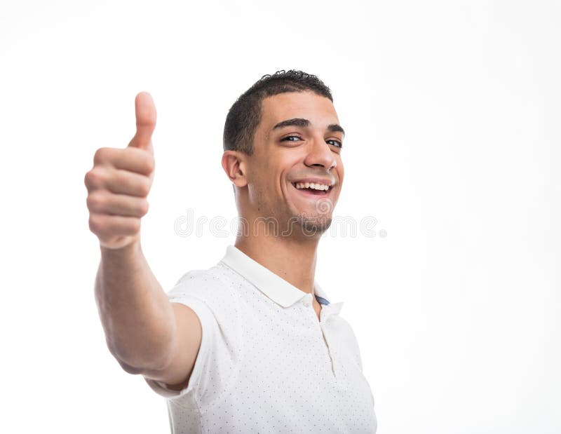 Hombre Alegre Joven Que Da El Pulgar Para Arriba Foto de archivo - Imagen de pulgar, alegre: 101697872